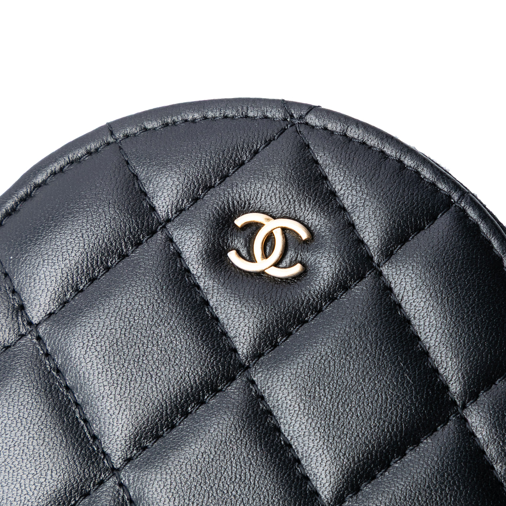 Pre-Loved Chanel Quilted Lambskin Pearl Crown CC Wristlet Multi Pouches - Picture 6 of 7